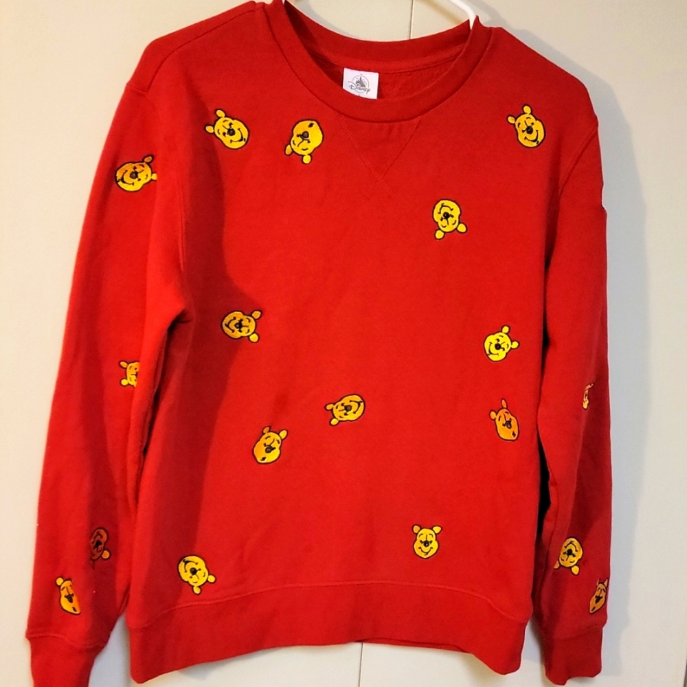 Disney X vintage Disney X Winnie the Pooh all over print sweater Red Toky this